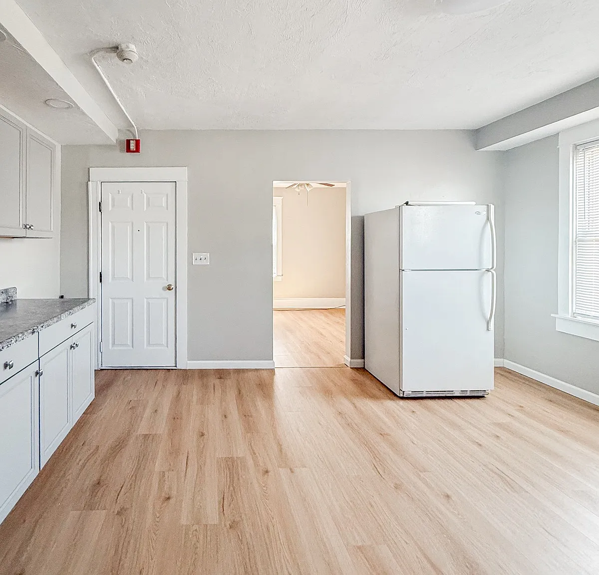 1 bed, $1,400 — Photo 3
