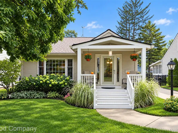 3113 Gardner Ave, Berkley, MI 48072