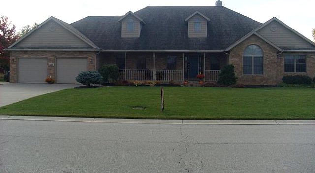 1st image of 225 Brentwood Dr