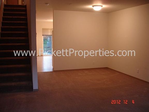 2nd image of 682 Northpark Ln