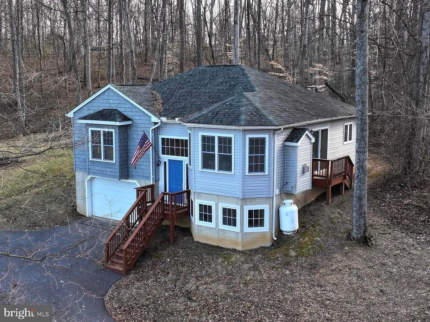 368 Wilson Ln photo 1