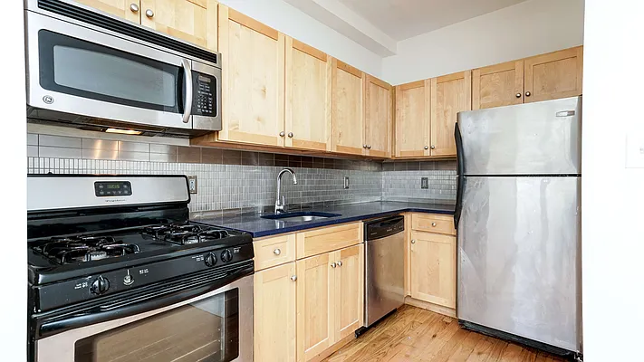 Rented by Nooklyn NYC LLC | media 10