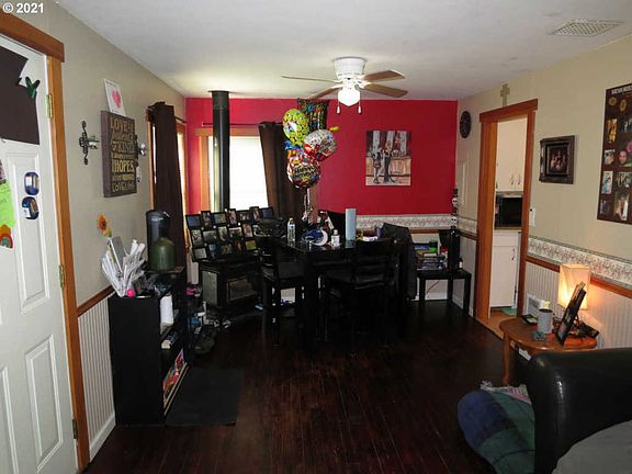 2nd image of 10814 NE 99th St