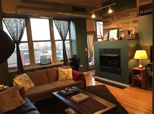 6 S Laflin St #P3-46, Chicago, IL 60607