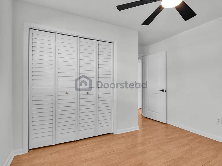 5 Hawk St #7 — Photo 20