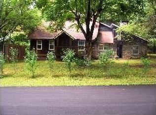 151 Taylor Ave, Elizabethton, TN 37643