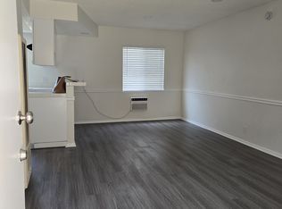 7360 Dinwiddie St #1, Downey, CA 90241