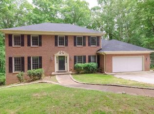 3732 Hollow Tree Ln, Lilburn, GA 30047
