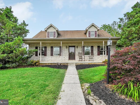 45 Cheetah Dr, Hanover, PA 17331