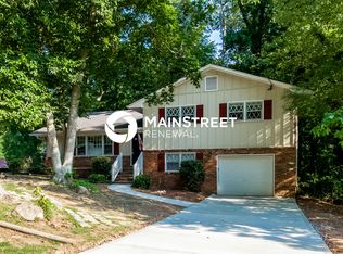 2693 Stoneview Ter, East Pt, GA 30344