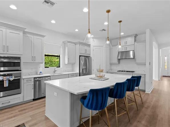 9336 Montelanico LOOP, NAPLES, FL 34119