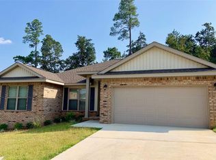2387 Bentley Oaks Dr, Cantonment, FL 32533