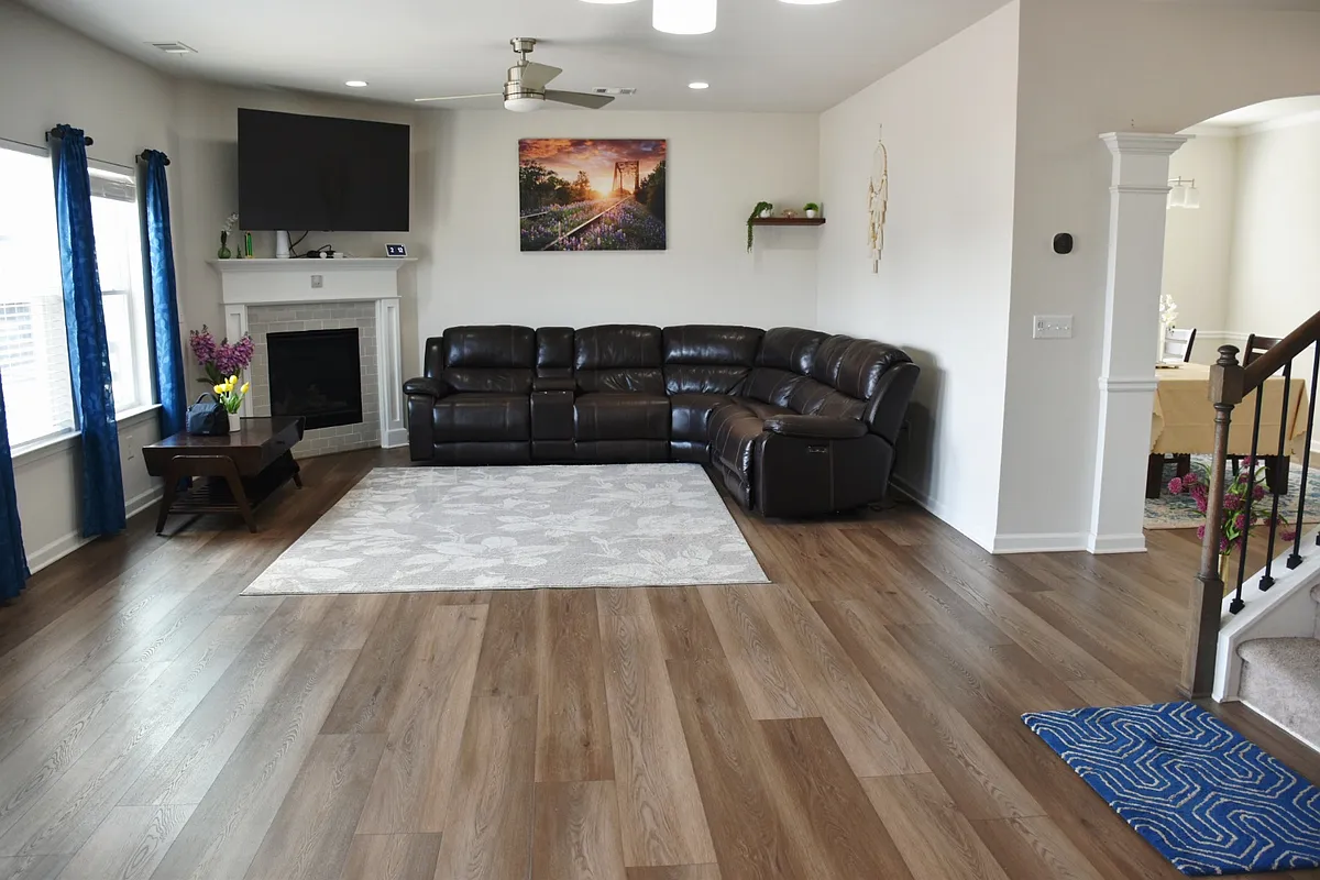 Building Photo - 4610 Falls River Dr