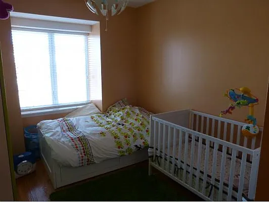 Sold by Cornerstone R.e. Mgt. Corp. | media 18