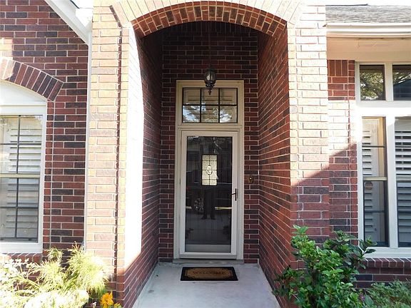 3rd image of 23222 Winding Knoll Dr