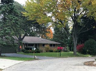 2316 Fir St, Glenview, IL