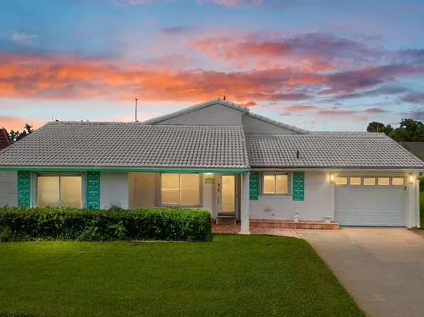 10129 Matchlock Dr, Orlando, FL 32821