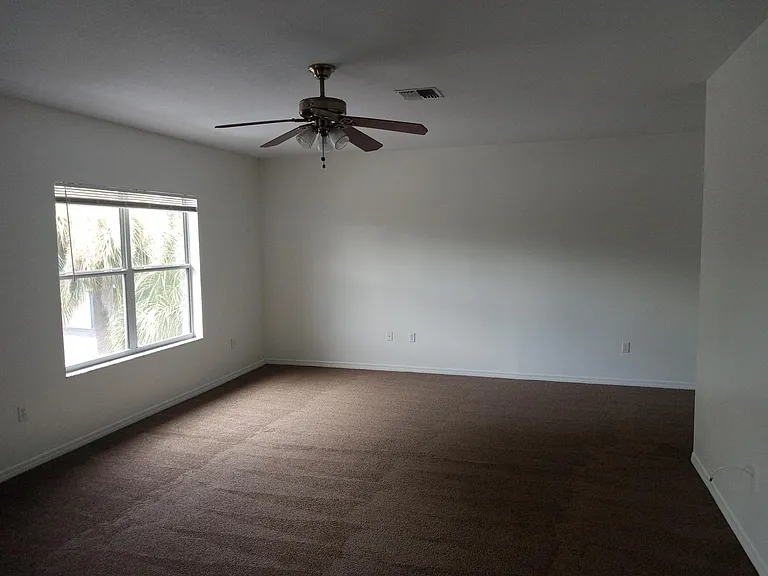 2057 E Irlo Bronson Memorial Hwy — Photo 7