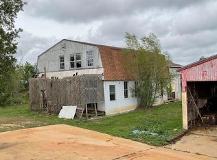 1314 6th St, Angleton, TX 77515