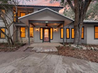 522 Circle Dr, Sunrise Beach, TX 78643