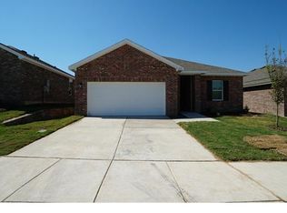 717 Yorkshire Dr, Lavon, TX 75166