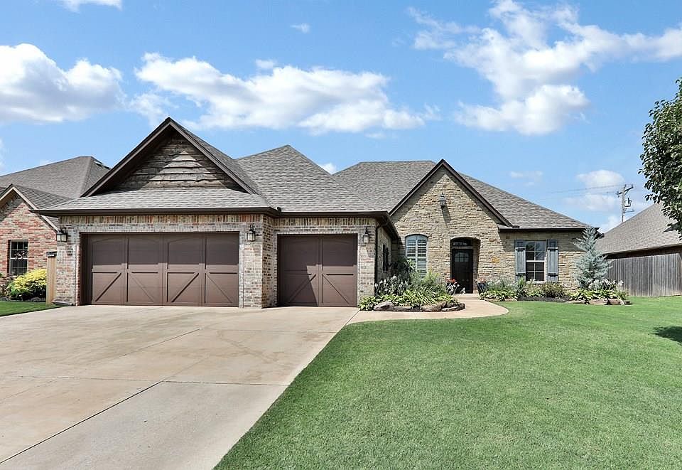 1st image of 16001 James Thomas Ct