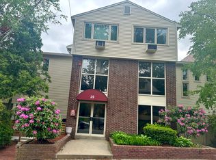 29 Vine St APT 3, Winchester, MA 01890