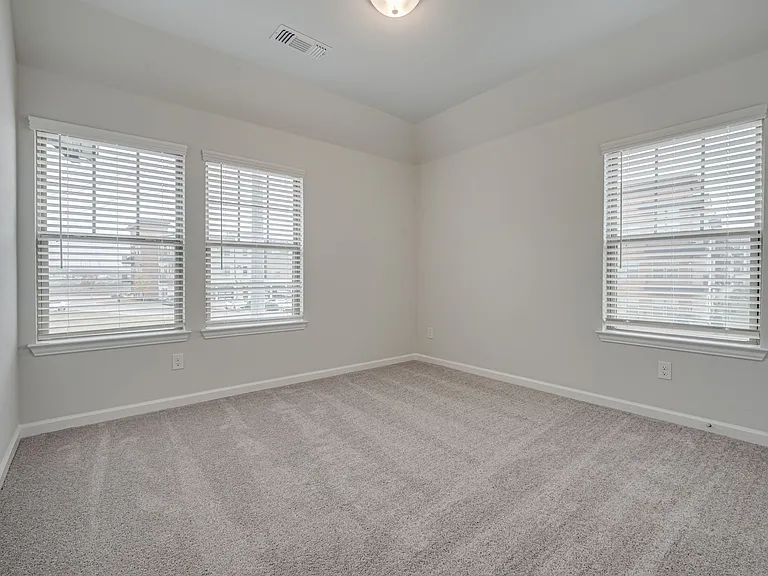 1903 McClane Dr — Photo 21