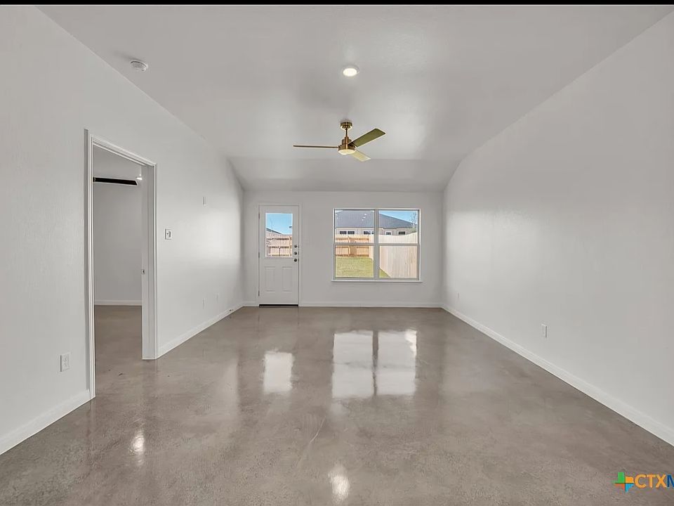 1st image of 907 Wax Myrtle Ct Unit B