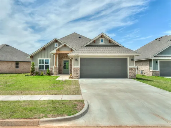 12509 Dolche Vita Dr, Yukon, OK 73099