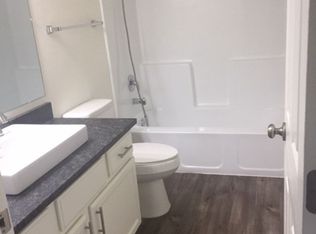 70 S 2nd St APT 206, Eagle, ID 83616