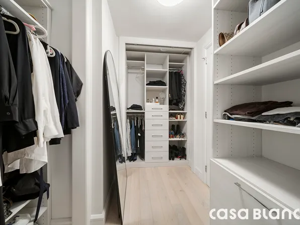 301 East 69th Street image 4 of 8