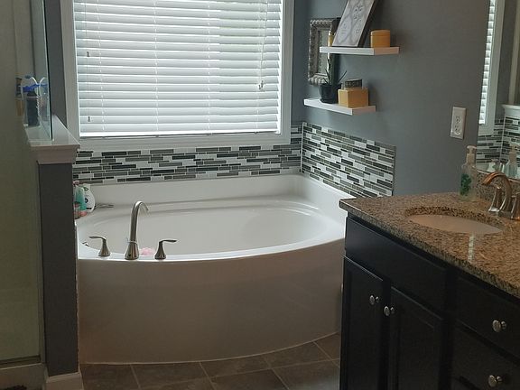 2nd image of 8824 Brideswell Ln