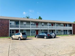 1810 W Twin Springs St #2, Siloam Springs, AR 72761