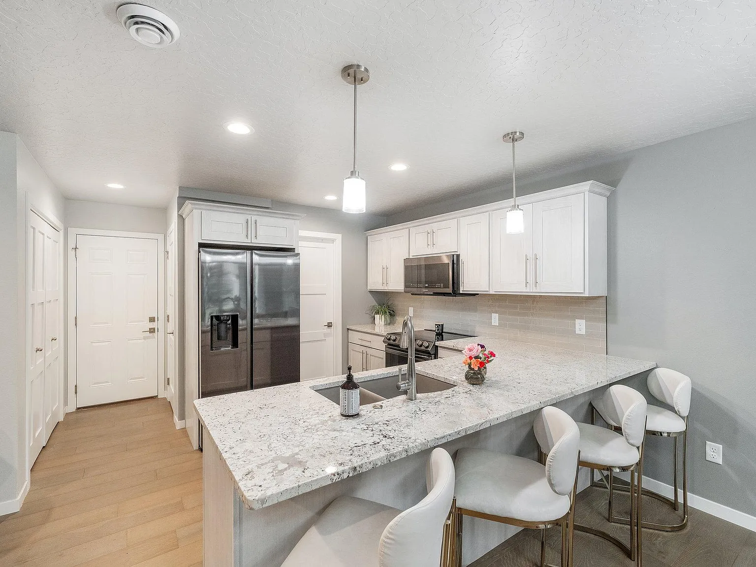 7563 S Grand Arbor Pl — Photo 1