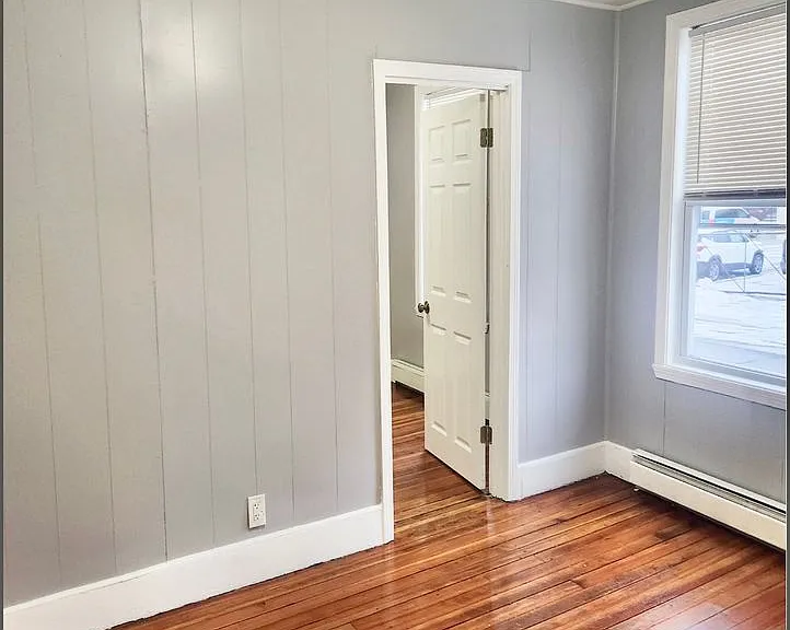 22-24 Lawn Ave #1F — Photo 14