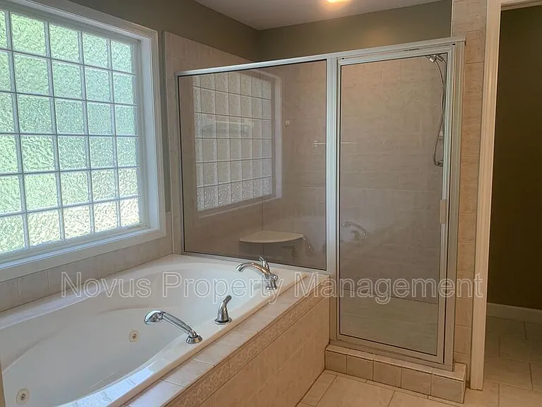 119 Tullamore Trl — Photo 13