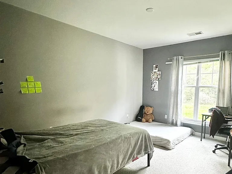 9811 Hyde Glen Ct — Photo 5