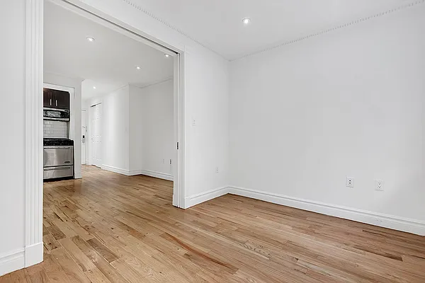 Rented by Cooper & Cooper Real Estate | media 24