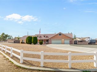 14728 Nokomis Rd, Apple Valley, CA 92307