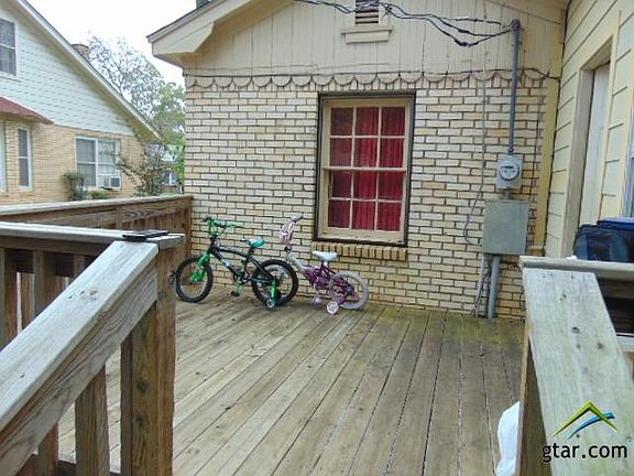 4th image of 214 W Pine St