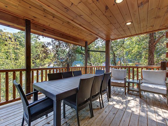 3rd image of 1717 Summit View Way