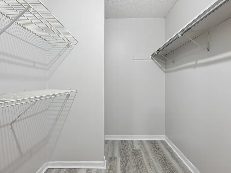 Springbrook Apartments — Photo 21