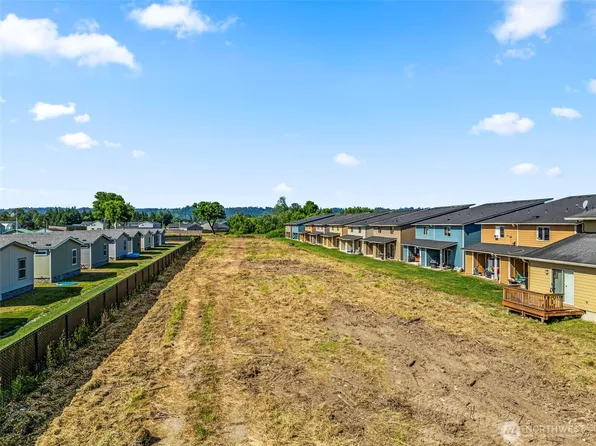 5735 Ocean Beach Highway, Longview, WA 98632