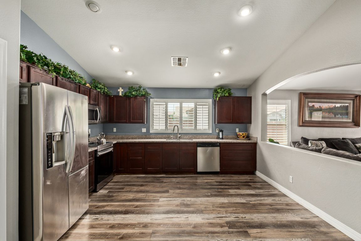 next background image