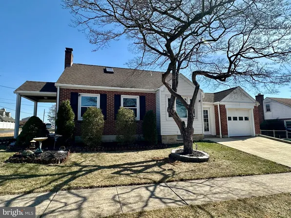 800 Milford Ave, Shillington, PA 19607