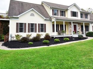 836 Lake Rd, Ontario, NY 14519