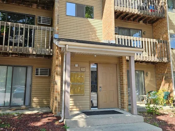 627 Virginia Rd APT 309, Crystal Lake, IL 60014