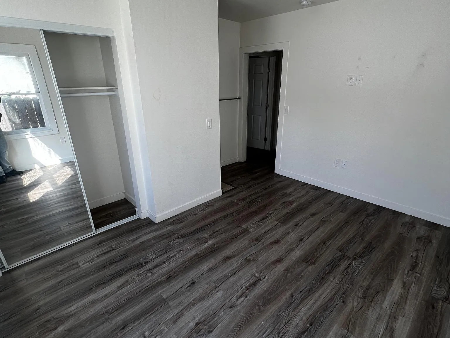 3 bed, 1000 sqft, $3,600 — Photo 4
