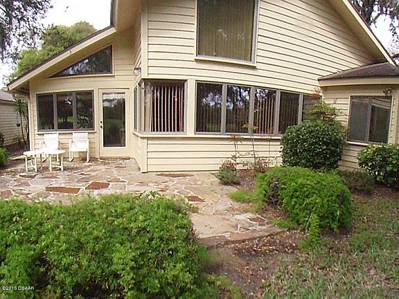2nd image of 684 Saint Andrews Cir